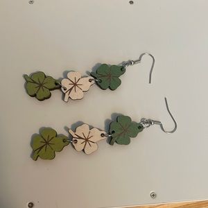 Triple clover earrings Brand New Never Worn One Size